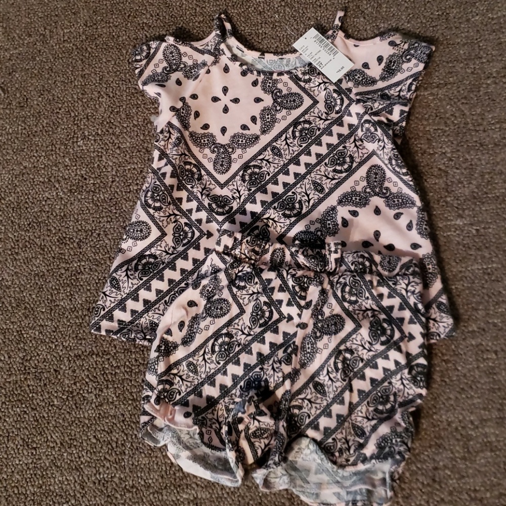 Adorable Paisley Outfit